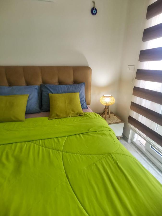 דירות Cozy Sea View Next To The Beach, In The Mid Of The Market, Saturday Bazar, Restaurants & Bars Etc, Alanya Mahmutlar! מראה חיצוני תמונה